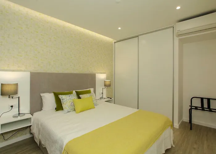 Casa Nostra フルナス