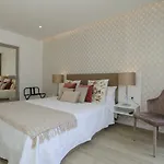 Casa Nostra Vila *